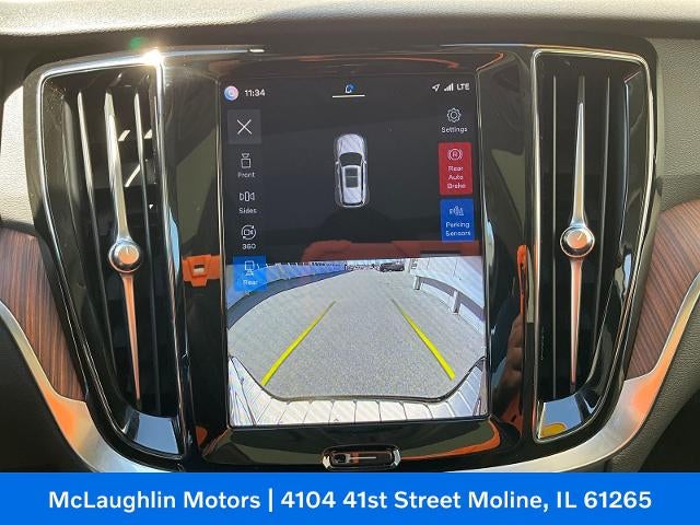 2023 Volvo V60 Cross Country Plus