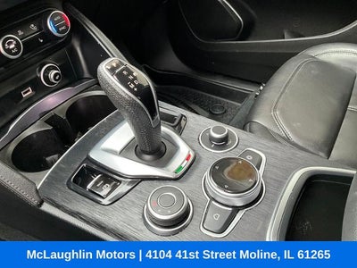 2021 Alfa Romeo Stelvio Base