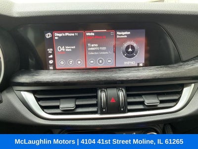 2021 Alfa Romeo Stelvio Base