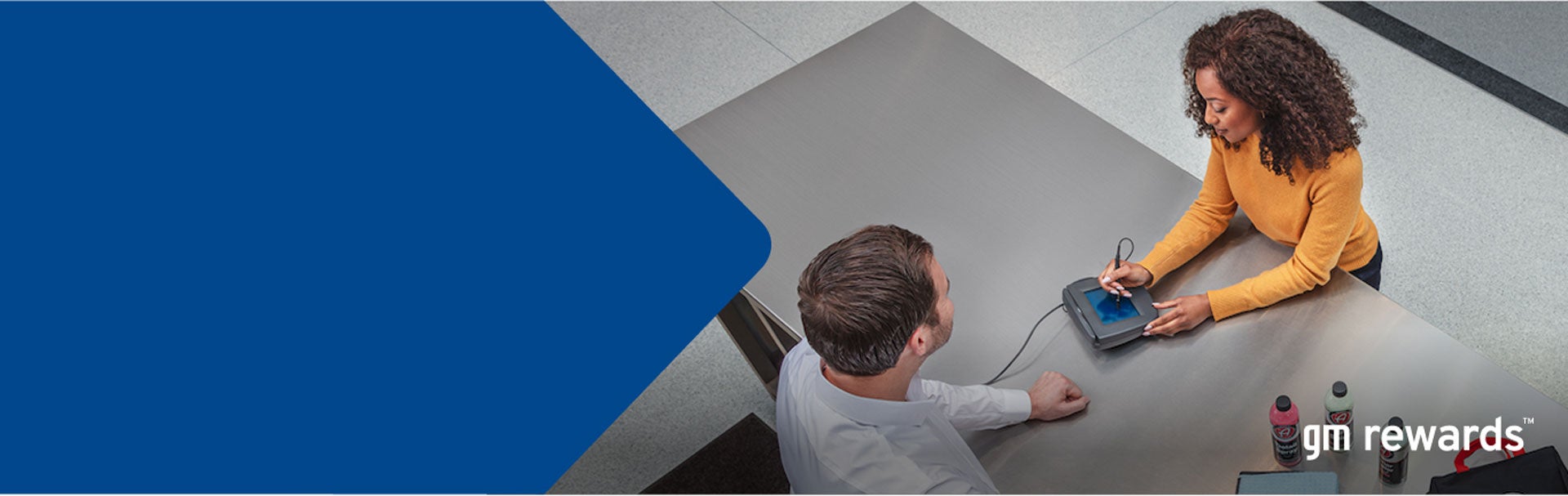 McLaughlin Cadillac in Moline IL