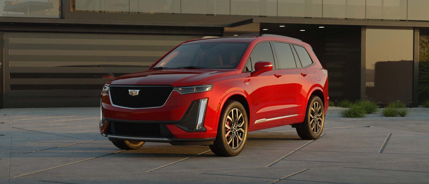 2025 Cadillac XT6 Exterior In Driveway